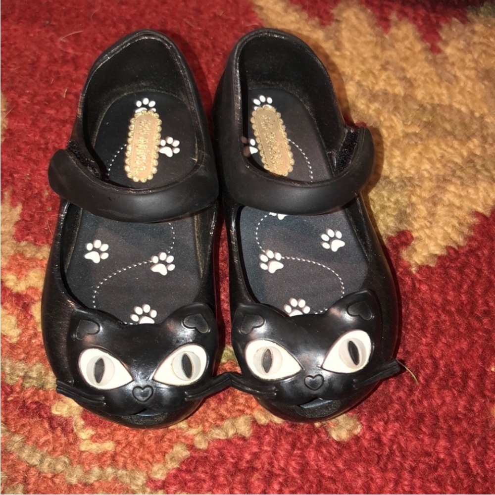 MINI MELISSA Black Cat Design Kids Shoes